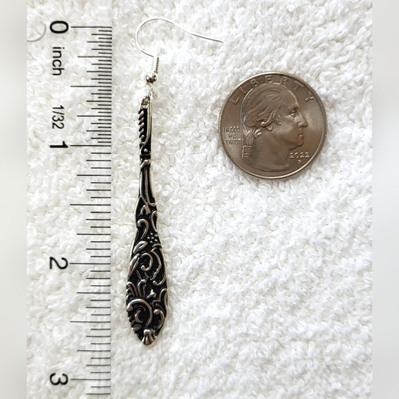 Antiqued Silver Floral Statement Dangle Earrings / Pierced - Picture 5 of 5